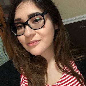 Meet your Posher, Frances